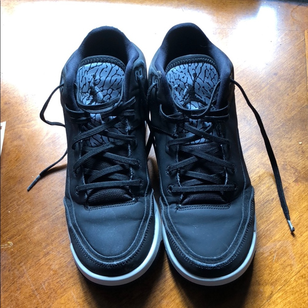 Black Nike Jordans boys size 6.5